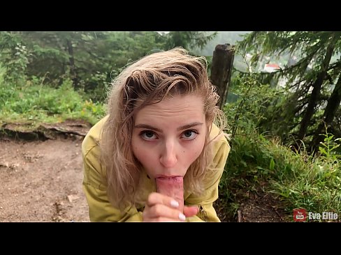 ❤️ فتاة تبتلع المني بعد اللسان العام - Eva Elfi ﹏